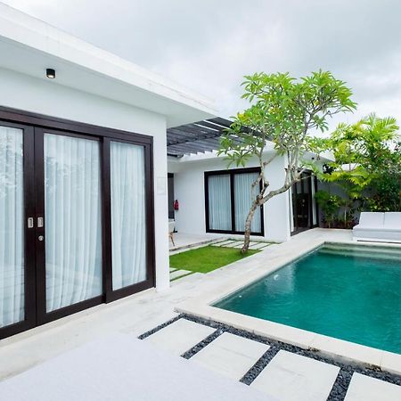 Prasana Villas By Arjani Resorts Улувату Экстерьер фото