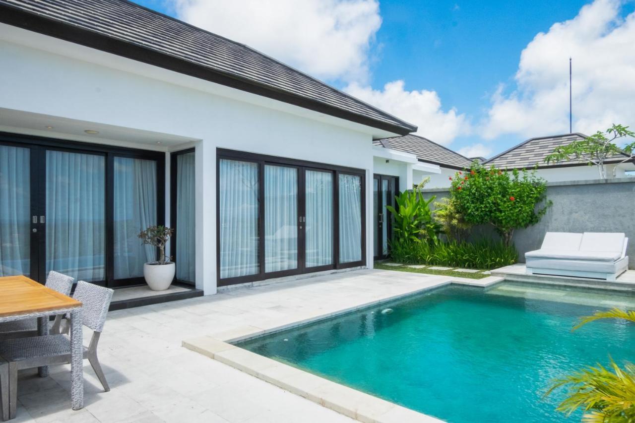 Prasana Villas By Arjani Resorts Улувату Экстерьер фото