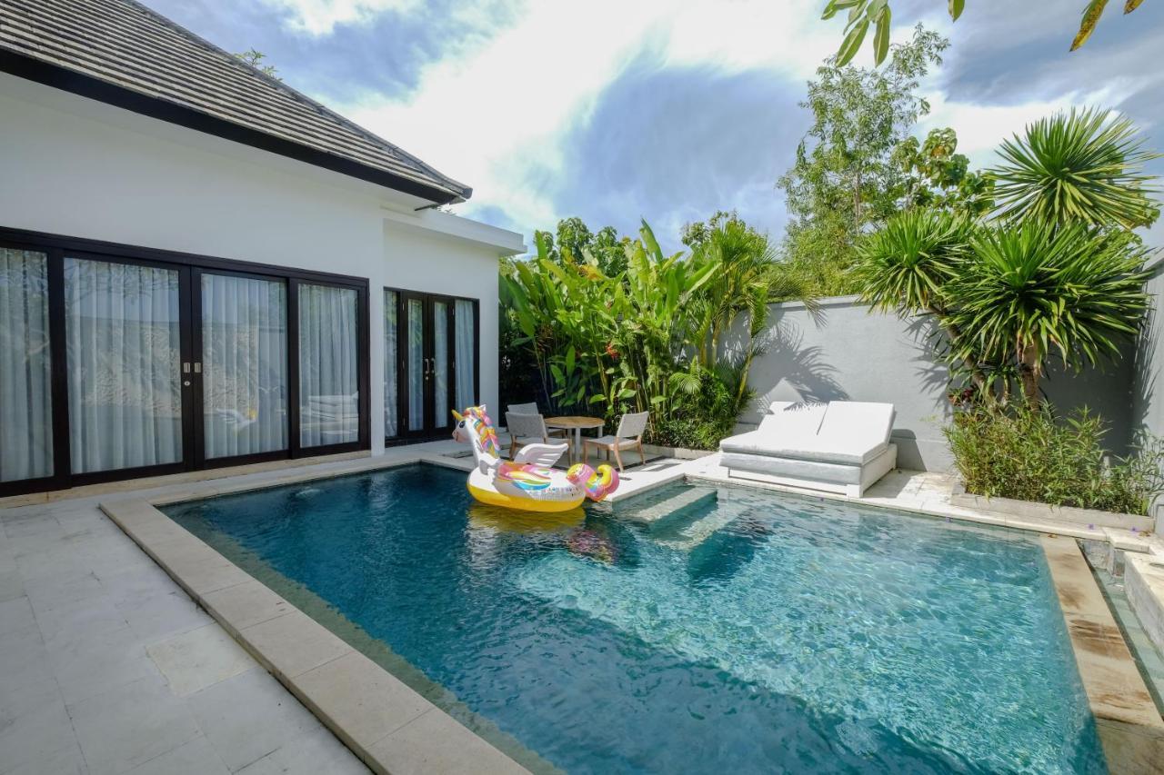 Prasana Villas By Arjani Resorts Улувату Экстерьер фото