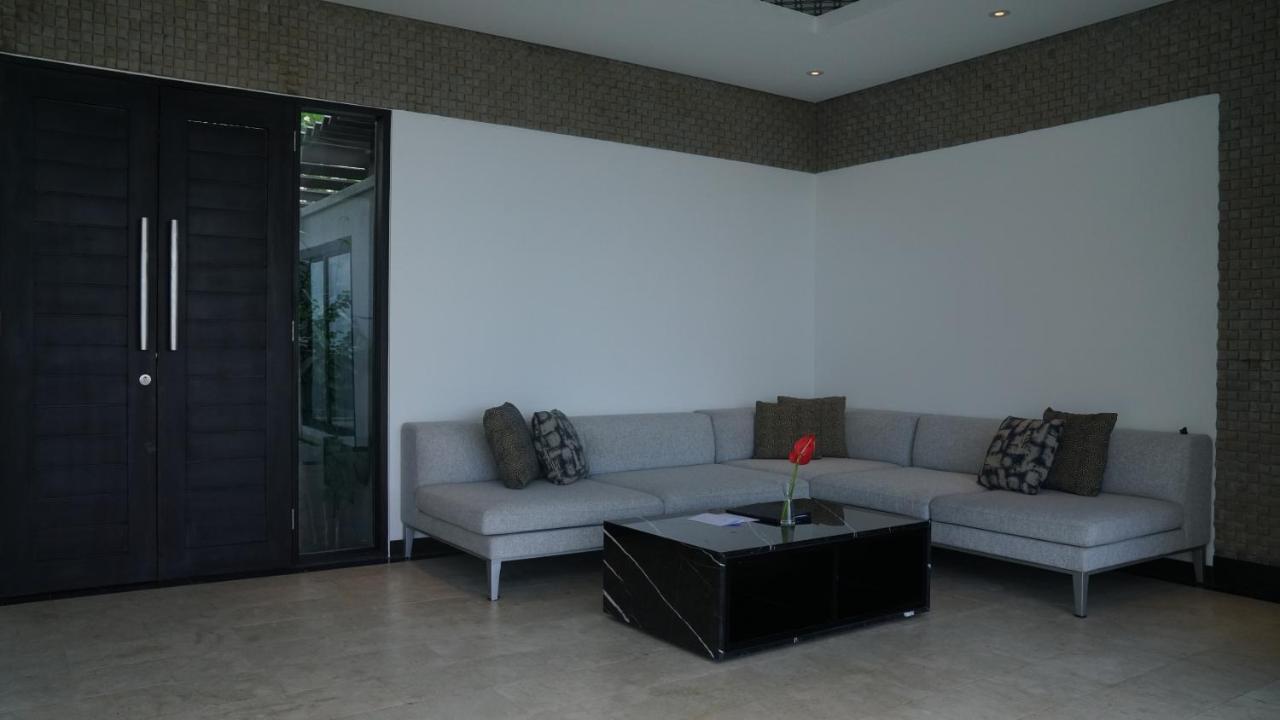 Prasana Villas By Arjani Resorts Улувату Экстерьер фото